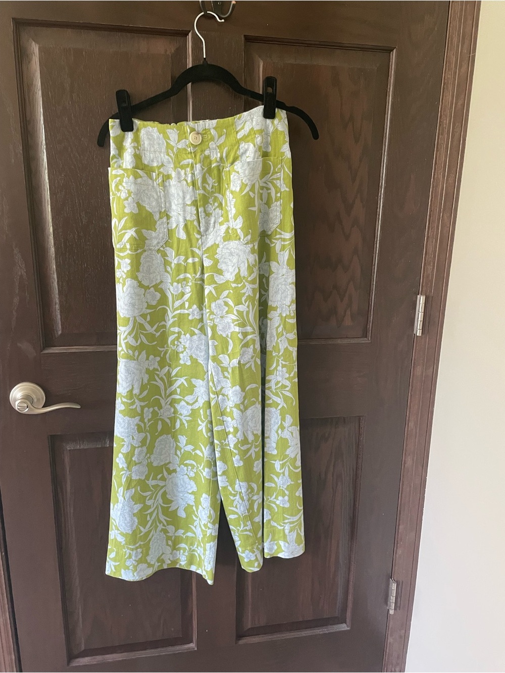 Anthropologie Green and White Floral Wide-Leg Pants - Picture 8 of 10